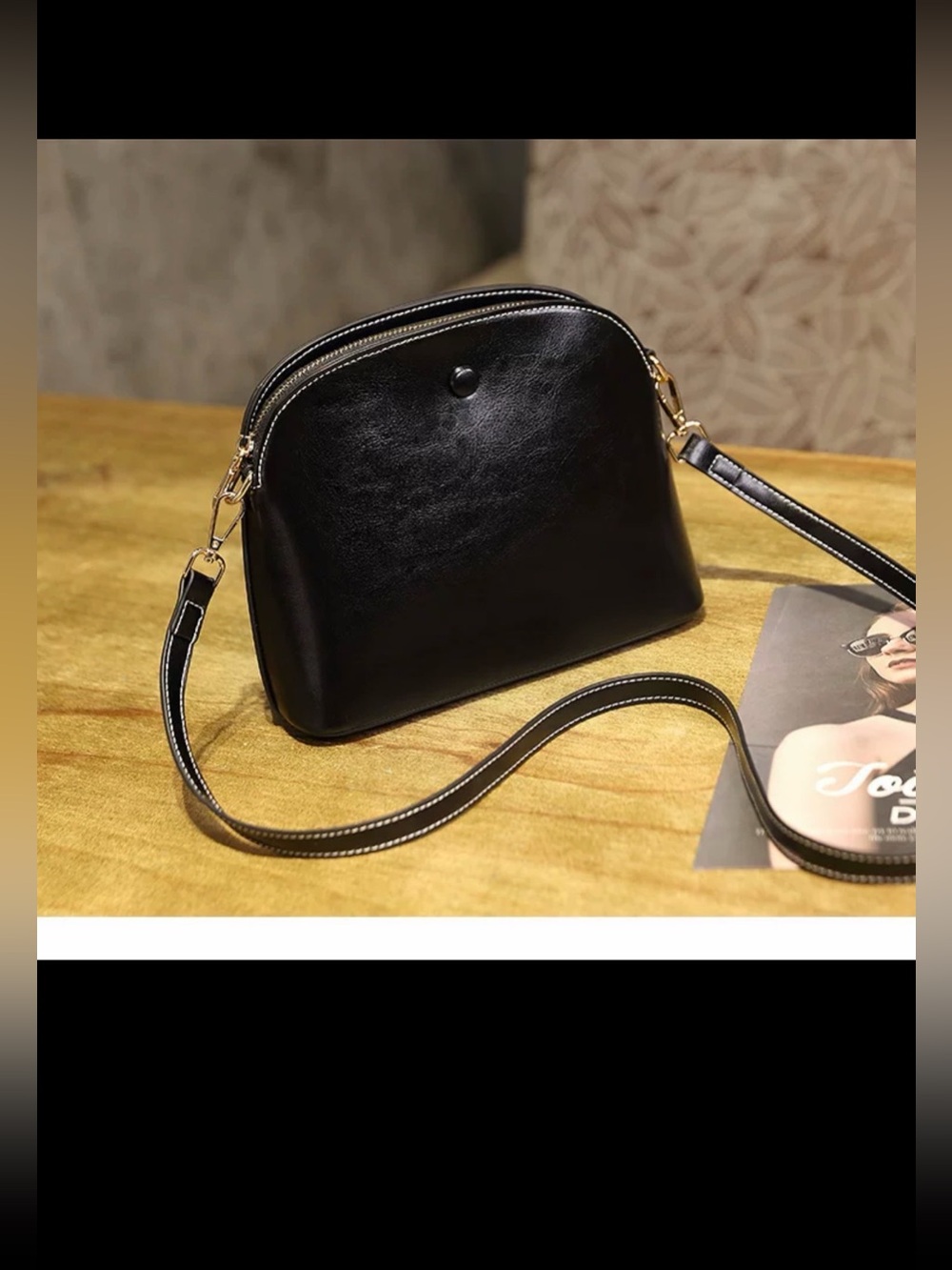 Classic Black Women's Crossbody vintage Bag - Minimalist Design